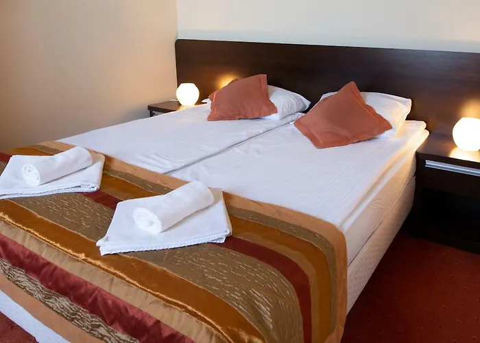 Solar Bed & Breakfast 3*